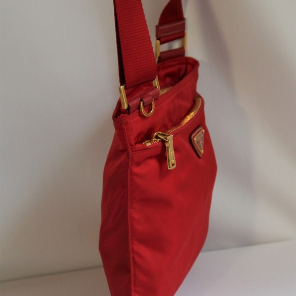 Prada Vela Small Nylon, with Calf Leather Bag - Picture 5 of 8